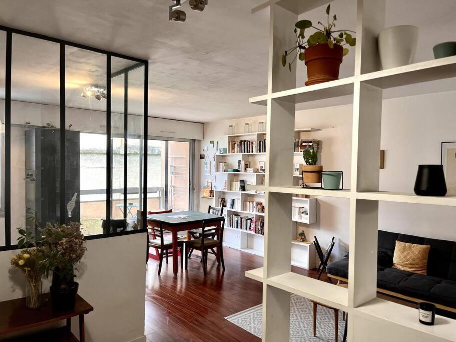 Paris : Appartement Familial Avec Parking Prive Clichy Exterior foto